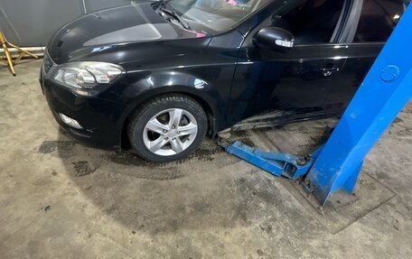 KIA cee'd I рестайлинг, 2010 год, 450 000 рублей, 3 фотография