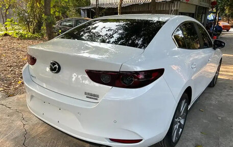 Mazda 3, 2020 год, 1 800 000 рублей, 13 фотография