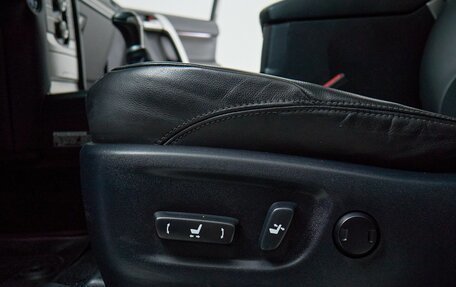 Toyota Land Cruiser Prado 150 рестайлинг 2, 2017 год, 5 695 000 рублей, 21 фотография