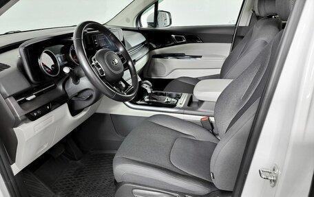 KIA Carnival, 2021 год, 3 650 000 рублей, 20 фотография