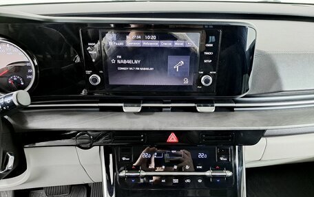 KIA Carnival, 2021 год, 3 650 000 рублей, 18 фотография