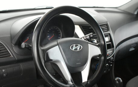 Hyundai Solaris II рестайлинг, 2011 год, 589 000 рублей, 9 фотография
