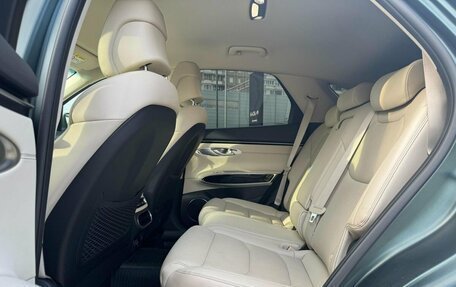 Genesis GV70, 2021 год, 4 750 000 рублей, 16 фотография