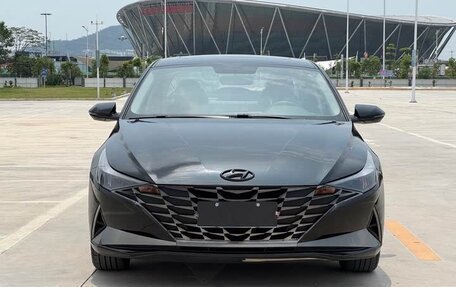 Hyundai Elantra, 2022 год, 1 420 000 рублей, 2 фотография