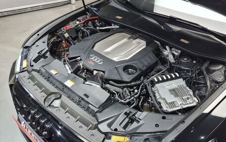 Audi RS 6, 2022 год, 12 750 222 рублей, 13 фотография