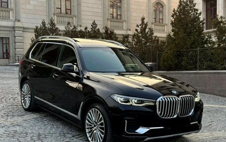 BMW X7, 2021 год, 7 600 000 рублей, 3 фотография