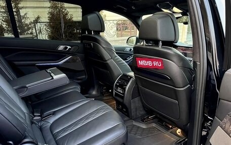 BMW X7, 2021 год, 7 600 000 рублей, 14 фотография