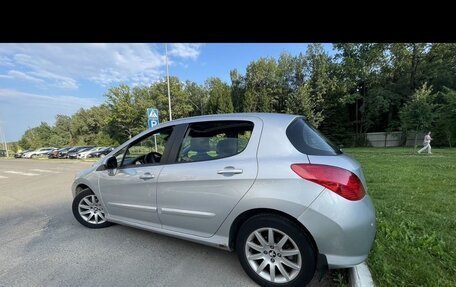 Peugeot 308 II, 2010 год, 590 000 рублей, 3 фотография