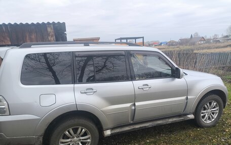 Mitsubishi Pajero IV, 2011 год, 2 100 000 рублей, 5 фотография