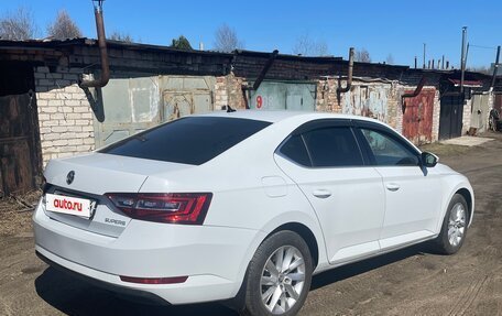 Skoda Superb III рестайлинг, 2018 год, 2 350 000 рублей, 5 фотография