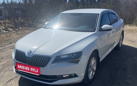 Skoda Superb III рестайлинг, 2018 год, 2 350 000 рублей, 2 фотография