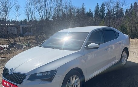 Skoda Superb III рестайлинг, 2018 год, 2 350 000 рублей, 8 фотография