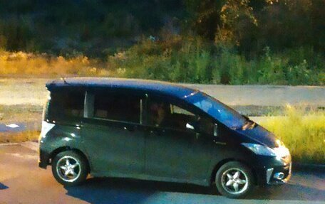 Honda Freed I, 2013 год, 1 040 000 рублей, 3 фотография