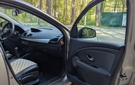Renault Fluence I, 2010 год, 700 000 рублей, 15 фотография