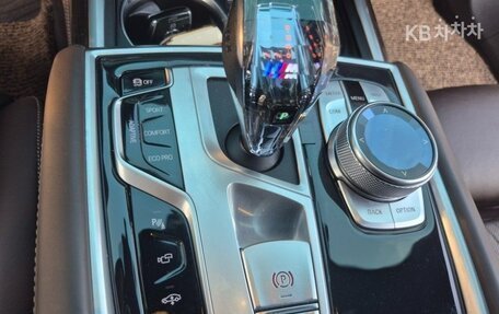 BMW 7 серия, 2021 год, 5 835 000 рублей, 8 фотография