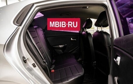 KIA Rio III рестайлинг, 2015 год, 900 000 рублей, 13 фотография