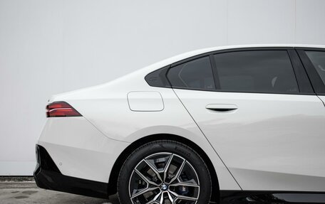 BMW 5 серия, 2023 год, 9 339 000 рублей, 8 фотография