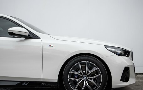 BMW 5 серия, 2023 год, 9 339 000 рублей, 9 фотография