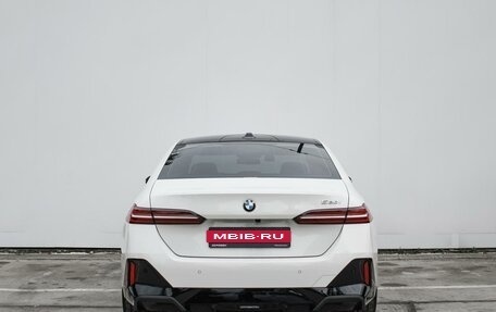 BMW 5 серия, 2023 год, 9 339 000 рублей, 4 фотография