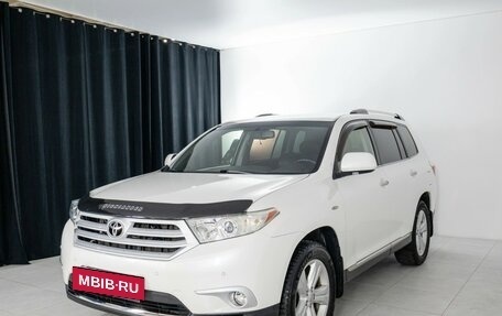 Toyota Highlander III, 2012 год, 2 345 000 рублей, 3 фотография
