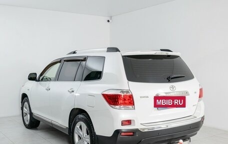 Toyota Highlander III, 2012 год, 2 345 000 рублей, 5 фотография