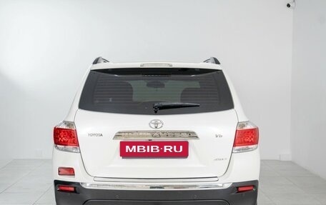 Toyota Highlander III, 2012 год, 2 345 000 рублей, 6 фотография