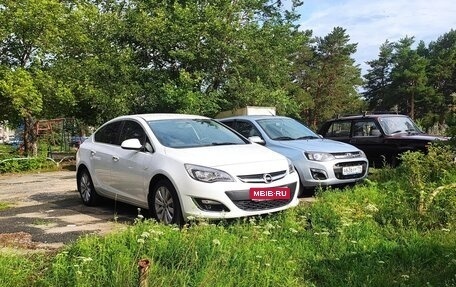 Opel Astra J, 2012 год, 1 000 000 рублей, 1 фотография