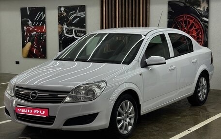 Opel Astra H, 2012 год, 695 000 рублей, 1 фотография