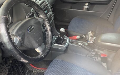 Ford Focus II рестайлинг, 2005 год, 450 000 рублей, 18 фотография