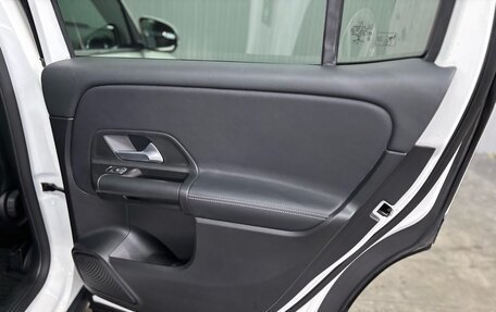 Mercedes-Benz GLB, 2020 год, 3 047 000 рублей, 24 фотография