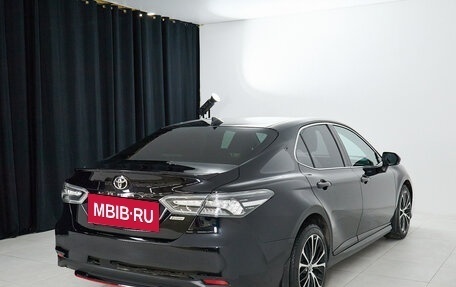 Toyota Camry, 2020 год, 3 045 000 рублей, 7 фотография