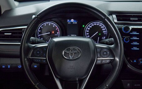 Toyota Camry, 2020 год, 3 045 000 рублей, 16 фотография