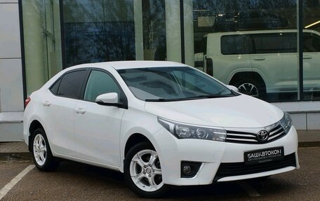 Toyota Corolla, 2013 год, 1 300 000 рублей, 3 фотография