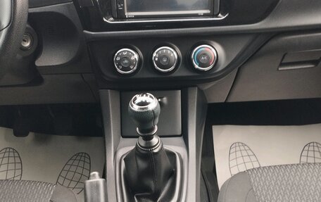 Toyota Corolla, 2013 год, 1 300 000 рублей, 12 фотография