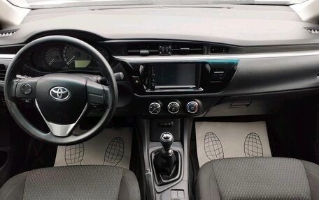 Toyota Corolla, 2013 год, 1 300 000 рублей, 11 фотография