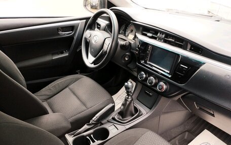 Toyota Corolla, 2013 год, 1 300 000 рублей, 9 фотография