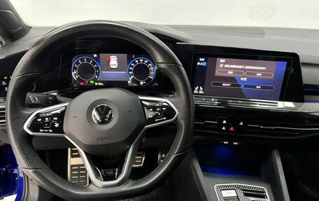 Volkswagen Golf VIII, 2022 год, 1 890 099 рублей, 9 фотография