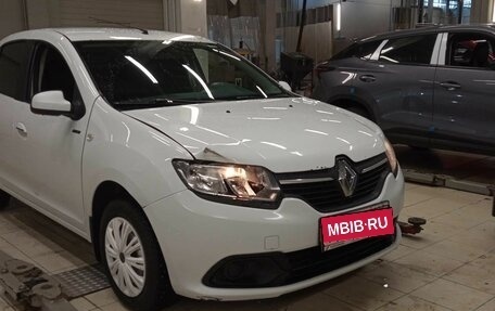 Renault Logan II, 2017 год, 517 000 рублей, 2 фотография