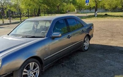 Mercedes-Benz E-Класс, 1997 год, 350 000 рублей, 1 фотография
