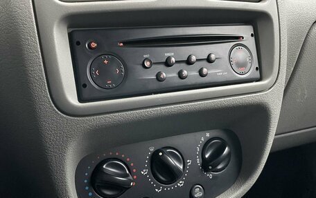 Renault Symbol I, 2004 год, 328 000 рублей, 16 фотография