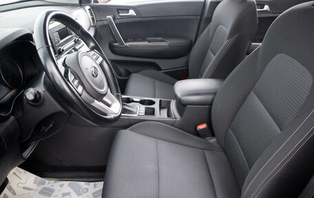 KIA Sportage IV рестайлинг, 2020 год, 2 359 000 рублей, 11 фотография