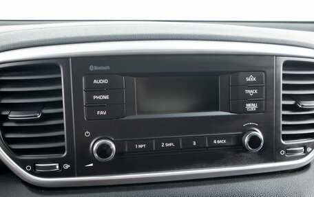 KIA Sportage IV рестайлинг, 2020 год, 2 359 000 рублей, 19 фотография
