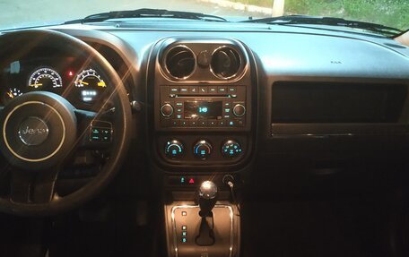 Jeep Liberty (Patriot), 2016 год, 1 630 000 рублей, 9 фотография