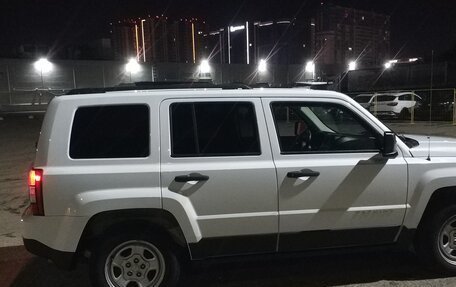Jeep Liberty (Patriot), 2016 год, 1 630 000 рублей, 12 фотография