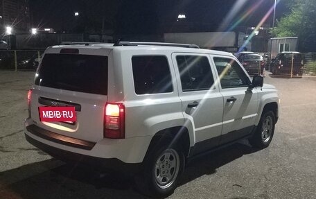 Jeep Liberty (Patriot), 2016 год, 1 630 000 рублей, 13 фотография