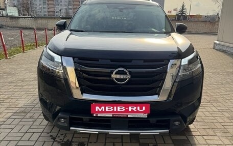 Nissan Pathfinder, 2021 год, 7 400 000 рублей, 2 фотография