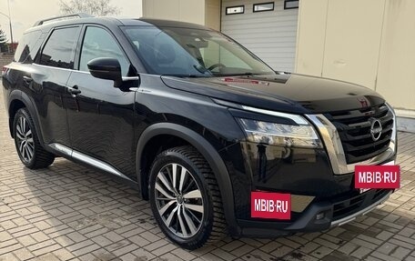Nissan Pathfinder, 2021 год, 7 400 000 рублей, 3 фотография