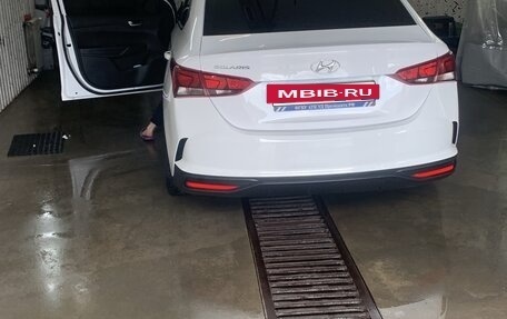 Hyundai Solaris II рестайлинг, 2021 год, 1 570 000 рублей, 9 фотография