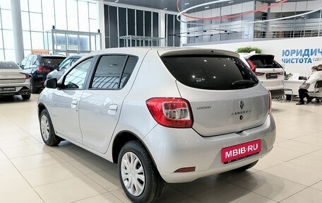 Renault Sandero II рестайлинг, 2017 год, 1 050 000 рублей, 11 фотография