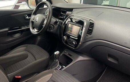 Renault Kaptur I рестайлинг, 2018 год, 1 680 000 рублей, 22 фотография